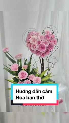 Trả lời @xứ nghệ hướng dẫn cắm hoa hồng trên ban thờ đơn giản #hươngdancamhoatainh #hoabantho #trending #xuhuongtiktok #huongdancamhoa 