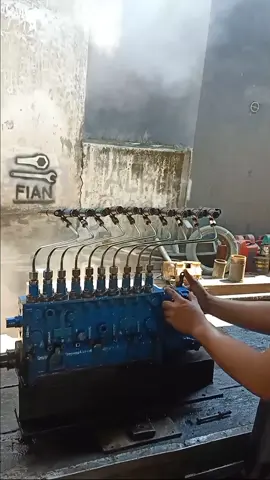 Kalibrasi Manual Fuel Injection Pump Nissan RF10 #nissan #nissandiesel #nissandieseltruck #mesin #diesel #engine #v10 #v10engine #nozzle #plunger #injection #injector #mesinkapal #kapal #mekanik #mekanikmuda #bengkel #engineering #pelaut #pelautindonesia #pelautpunyacerita #pelautpunyacerita⚓ #pelautindonesia🇲🇨🇲🇨 #sulawesi #sulawesiselatan #barru #barrusulsel #parepare #pareparesulsel #fyp #fypシ゚viral #fypage #fyppppppppppppppppppppppp 