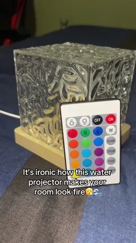 Crazy😮‍💨 #video #lamp #night #aurora #ocean #nightlamp 