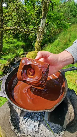 Over The Fire Donuts🔥 #fyp #menwiththepot #asmr #food #fire  #nature 