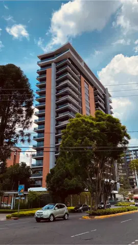 Zona 14 Ciudad de guatemala 🇬🇹es una de las 25 zonas en las que se divide la ciudad de Guatemala #guatemala 