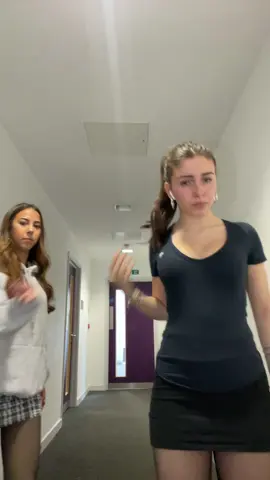 #foryou #fyp #brunette #dance 