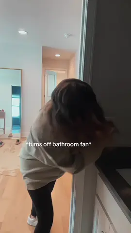 I’m embarrassed to admit the amount of times I’ve yelled at my husband for leaving bathroom fans on 🫠  IT PUSHES ME OVER THE OVERSTIMULATED EDGE 🤣 What’s that noise for you?? Oh, also sound machines going when no one is sleeping!  If you’re new here, follow + hang with us 👯‍♀️ @supportingchaos  • • • • • • #MomsofTikTok #momsover30 #momhumor #momcomedy #overstimulated #momlifecomedy #momlifebelike #relatablemom