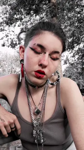 La mami de todas las z0rras @madre fundadora 🦊 #metrika #dbastos #madrefundadora #voyasertuex #bpd #borderline 