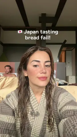 Yup… that was a #tasting #fail of this #japanese #bread 🥹 i swear after the video of this girl eating the bread at 3ama all i wanted to do was try it ahah anyone else make the same mistake? #japan #hakone#tryout #bread #milky #honeymoon 