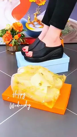#fypage #tiktokmademebuyit #Loveyourboobs 