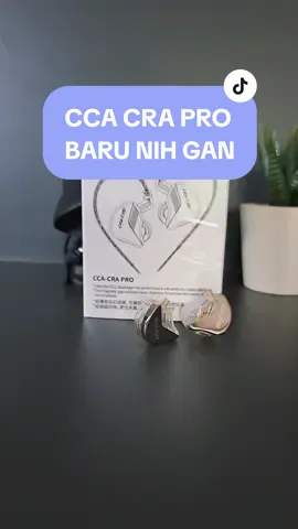 upgrade atau malah downgrade? Yang penasaran bisa try on di live kami yaaaa  #urbangeeks #review #iem #audio #music #drama #fypシ゚viral 