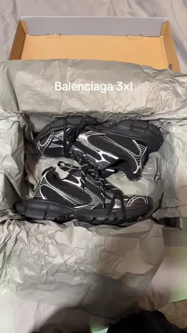 #balenciaga #balenciaga3xl #demna #demnagvasalia #3xl #vetements #fashion 