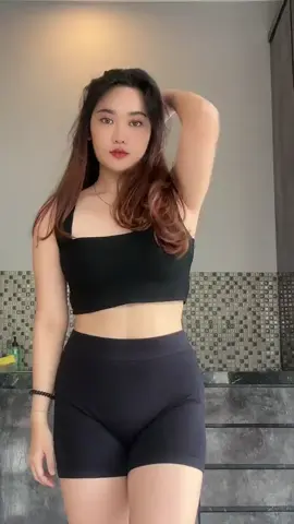 Siapa yg suka logo tesla? #sexy #fakebodyy⚠️ 