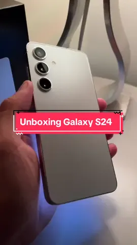 Unboxing Galaxy S24  #galaxys24 #s24 #samsung #teamgalaxy 