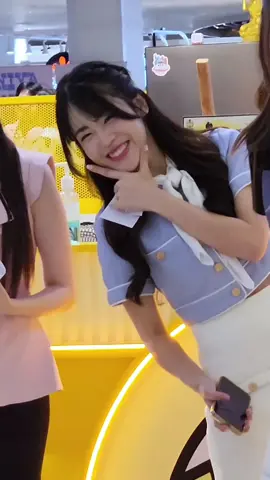 ยู้กม๋าตุวเน้มานเปนน่ารักมากเลยอะดิ 🤏🏻🐶  @arlee.bnk48official  #ArleeBNK48 #BNK48 #BNK487thAnniversary #FlytoBNK487thAnniversary #bnk48kamihikouki2024 