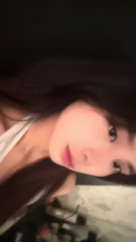 tell me y do u still love me?