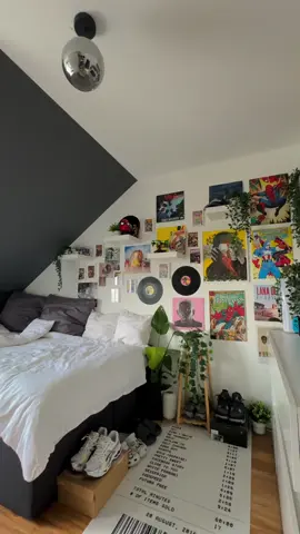 i need more space on my walls fr fr. #fyp #roominspo 