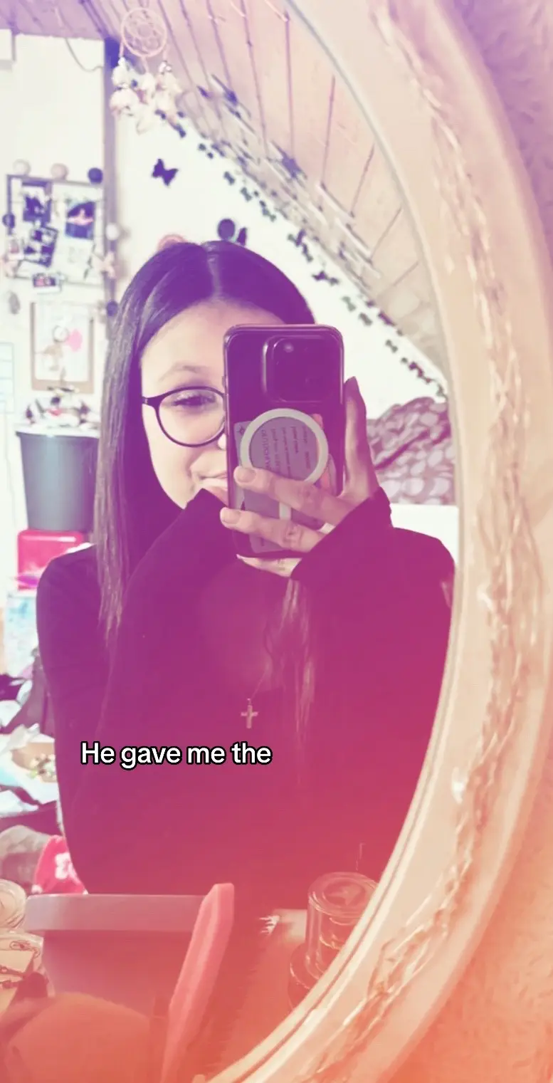 @Leonie @Larinchen @E M M Y 