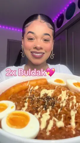 These were so creamy and delicious! I think 2x might be my new fav💖💖💖💖💖💖💖💖💖 #buldak #buldakramen #mukbang #asmr #asmrsounds #eating #eat #trending #trend #viral #viraltiktok #explorepage #explore #shorts #reels #foryou #foryoupage #fypage #fypシ゚viral #bts #creatorsearchinsights @AaronMichelle🩷 @Buldakbabes 