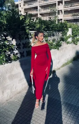 She’s so beautiful 😍😍😍#desitiktok #browntiktok #desi #desigirl #pakistan #india #afghan #bengali #trendingtiktok #viral #london #bollywood #culture #tradition #browngirl #crush #srk #Love #uk #desitiktok #transition #fyp #shadowbanned 