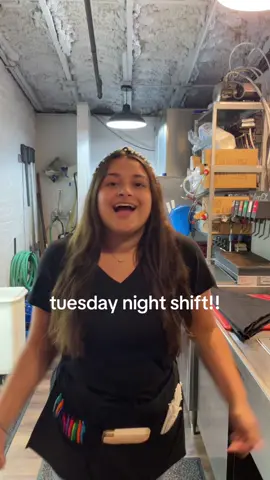 see how our tuesday night went working at a brewery!! #server #bartender #hostess #serverlife #brewery #fypp #tuesday #restaurantlife 
