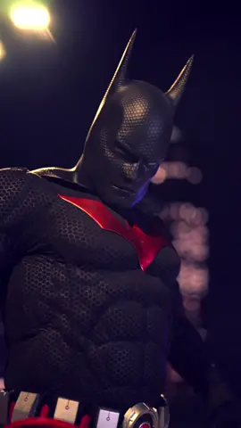 Batman trades me his outfit 🤝… again! @Saad #FitSwap 