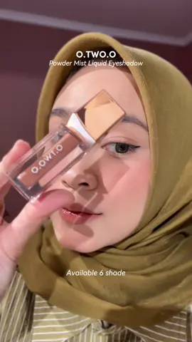 Kata aku si harus bgt cobain liquid eyeshadow ini! 🤪🫵🏻 #otwoo #liquideyeshadow #eyeshadow #tutorialmakeup @otwoo.id 