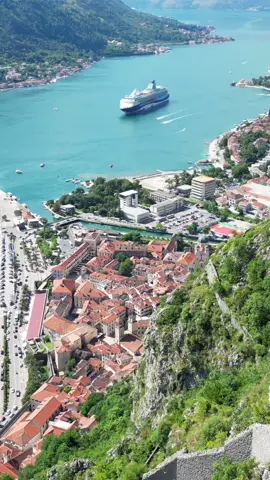 Welcome to Kotor #Montenegro #naturestrolls #kotor #crnagora 