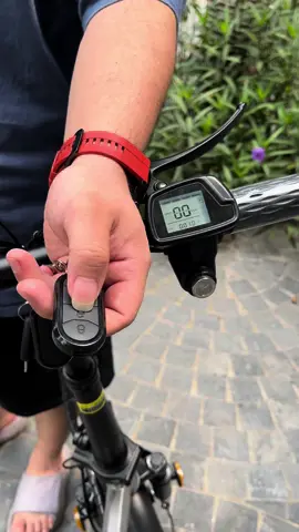 Xe đạp điện gấp gọn F9. Dễ dàng gấp gọn, dễ dàng di chuyển #xedien #xedapdien #xedapdientroluc #xedapthethao #xe 