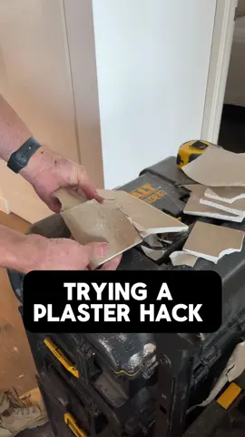 Trying Hacks youve found on socials.  Fair to say this one works.  Dont judge the plastering job, im not the greatest 😉  #carpentry #plasteringhack #hack #DIY #carpenter #diy 