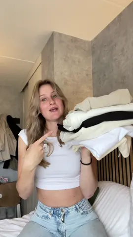 Laat even een leuk merk achter, waarbij de prints op t-shirt goede kwaliteit is!!!🤍🎀 #CapCut #viral #ugc #ugccreator #grwm #zarahaul #unboxing #zara #zaraoutfit #zaraunboxing #zaramen #haul #clothinhaul #tryon #fyp #foryou #foryoupage #SeSujarFazBem 