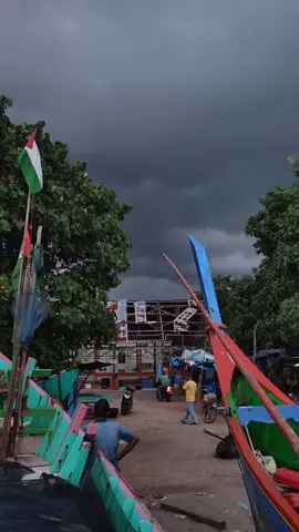 mendung belom tentu hujan tapi hujan udah tendu mendung fyp#virafypシfyp #bismillahfyp #likeforyou #aceh 