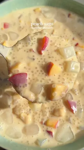 PEACH SAGO🍑 For the full recipe head to itsvegansis.com - link in bio! My feed is full of sago videos and I thought I’d give it a try and see if it’s worth the hype! And u guyssss not only is it worth it, but it’s actually one of the best summer desserts I’ve ever had! I shared it with family and friends and we finished the entire thing in minutes🤌 I will be making more of these so stay tuned for that, but in the meantime, do yourself a favor and go check out my blog for the full recipe! . . . . . . . #sago #tapioca #peach #tapiocapearls