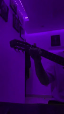 اغنية : اصابك عشق | الفنان : عبدالرحمن محمد #غناء #صوتي #عزف #fypシ #fyp #explore #اكسبلور #عبدالرحمن_محمد #حزين #لايك #شير #الشعب_الصيني_ماله_حل😂😂 