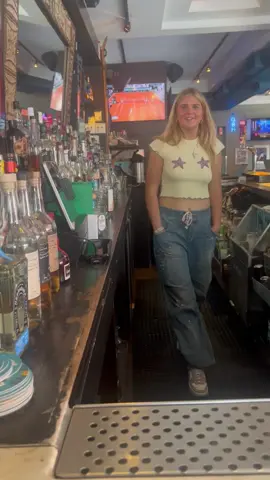 Blonde Babe Model from California working the bar in Soho pours a great Gunness Nyc #model #blonde #nyc #california #soho #guinness #model #viral #trending #fyp ©️judijupiter2024