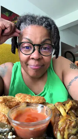 #pigfeet #grapeleaves #dolma #fyp #onionrings #friedasparagas #gohome #linner 