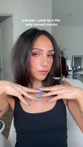 I will die on this hill 🤎🎀 #grwm #lipcombo #lipgloss #lipliner #makeuptiktok 