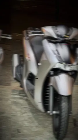 15 ngày nữa thôi. #giacnhan #sh350i #xuhuong 