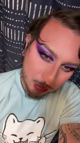 #Loveyourboobs #gay #makeup #gayboyinmakeup💅💄 #fyp #gaypride #badmakeup 