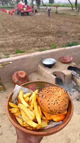#punjab #villagefood #villagelife #pind #desifood #burger #پنجاب #پنڈاں_والے 