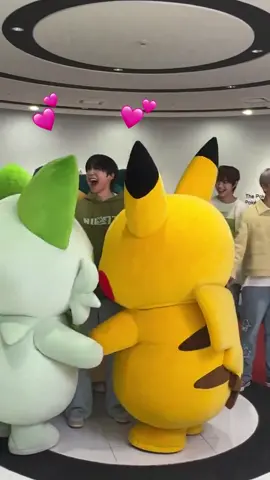 &TEAM×POKEMON Collaboration Behind❤️⚡️@&TEAM @Pokémon/ポケモン【公式】 #andTEAM #EJ #FUMA #K #TAKI #앤팀 #五月雨_Samidare #pokemon #ポケモン　