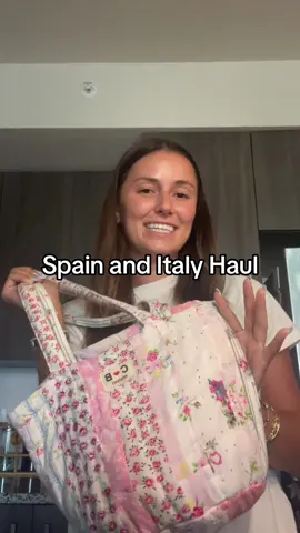 These are my favorite videos to watch so I wanted to make one. Here’s my Spain and Italy haul! 🍋🫒🌸