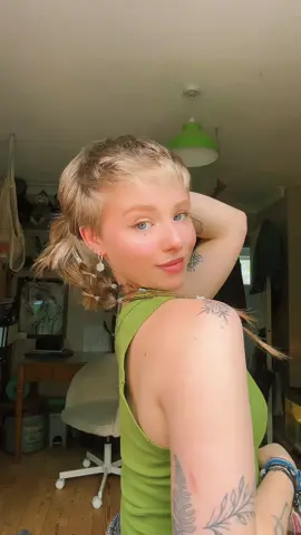 Replying to @sierra  Half normal braid and half bubble braid 🤎 #mulletgirl 
