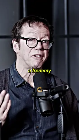 Interesting podcast with Robert Greene - The Diary of a CEO hosted by @Steven Bartlett 🤯 - #lifeadvices #relationshipadvice #friendshipadvice #thediaryofaceo 