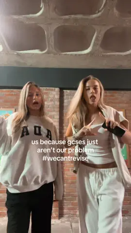 @ayla🪩🪩 #gcse #year11 #cantrevise #nomotivation #overit 