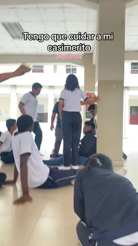 Esas clases dolorosaaas 😆#viral_video #tiktok #colegio #edfisica #casimerito 