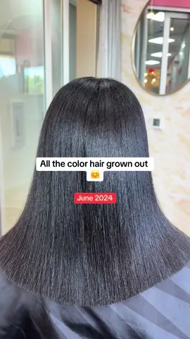 Geesh 😮‍💨😍😍😍 You have to understand there’s a difference between the two. Also, you have to understand not only heat can stretch your curls. You scared of a silk press but bleached your whole head blonde.. 🤯 lol jk but fr!  Unfortunately, most of my chemically treated clients mid shaft to ends are usually limp at the 6 month mark post  color. Sometimes It’s not that the stylist did the application wrong, but it can be the upkeep.  I don’t judge anyone because color treated hair needs serious hair care 24/7! . January 2023 her hair was breaking right at the line of demarcation of her color and virgin hair. (Basically only have 2-3 inches of healthy hair.) So this past year we had to grow out all that color while also trimming up. With this method, you may not see a lot of length growth in the first year, but you would notice a huge difference in the weight of your hair, easier manageability, the shine of the hair and also the fullness. Now that we’ve gotten all that color off, she wouldn’t need any more trims as long as she stay on top of her every three month dusting. Sooo happy and proud of her. 👏🏽 #Gr#Growth0#20240#2023i#Silkpressl#Blowdry