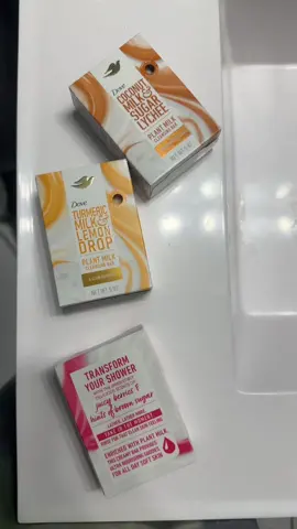 Dove !!! Smells so good #dovesoapbar #dovesoap #dove #dovebody #dovebodywash #doveplantmilkbar #smellsgood #foryou #kroger #foryoupage #fypage #viralvideo #viralvideo #viraltiktok 