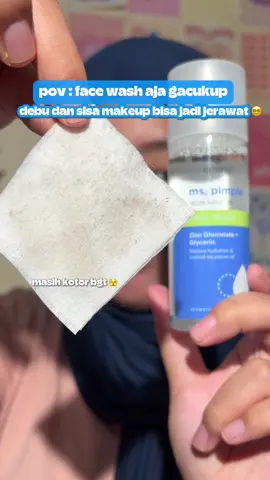 Debu dan sisa makeup bikin jerawat, nah saatnya kamu pake Ms. Pimple Face Wash yang angkat semua kotoran! Bye-bye jerawat! #EminAuthentic  #EminaMsPimple  #MsPimple #TotolPakeEmina  #ObatJerawat  #SkincareJerawat 