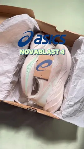 Bought my first #runningshoes 🥹🏃🏻‍♀️#novablast4 #asics #runningera 