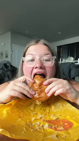 McDonalds snack 🍔 #fyp #asmr #eating #mcdonalds #mukbang #ranch #mcdonaldschallenge 