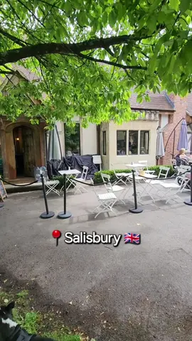 📍Salisbury 🇬🇧🏴󠁧󠁢󠁥󠁮󠁧󠁿 #unitedkingdom #england #wiltshire #tiktoktravel #salisbury #stonehenge 