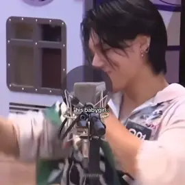 babygirl wooyoung and bigboy san are a perfect match and no one can deny  #woosan #wooyoung #choisan #fy #ateez #kpop #san #fyp 