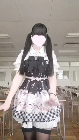 すれ違うたびにじろじろみてくるひとって何考えてるのか気になる #量産型 #地雷系女子 #おすすめ #fyp 
